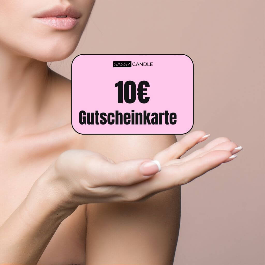 Gutscheinkarte im Wert von 10€ von Sassy Candle.