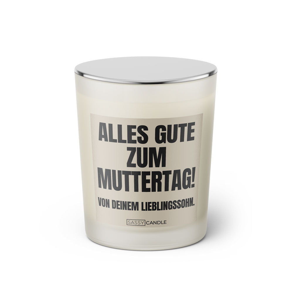Duftkerze mit witzigem Spruch: Alles Gute zum Muttertag! Von deinem Lieblingssohn. Farbe beige und schwarz mit silbernem Deckel von Sassy Candle.