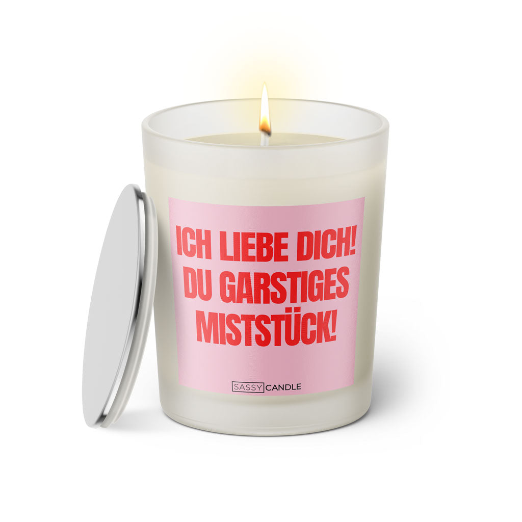 Duftkerze mit Spruch: Ich liebe dich! Du garstiges Miststück! Farbe rosa und pink von Sassy Candle.