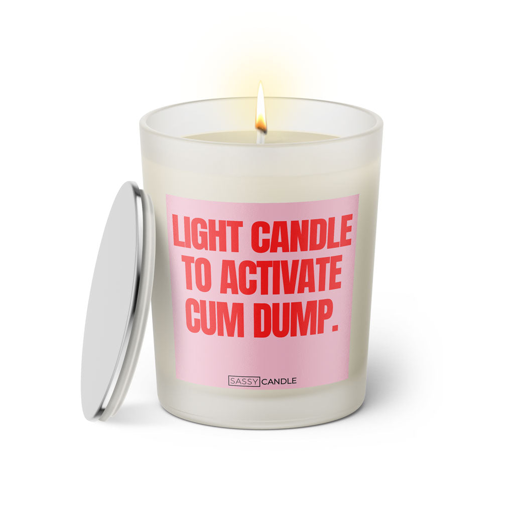 Duftkerze mit Spruch | Light candle to activate cum dump.