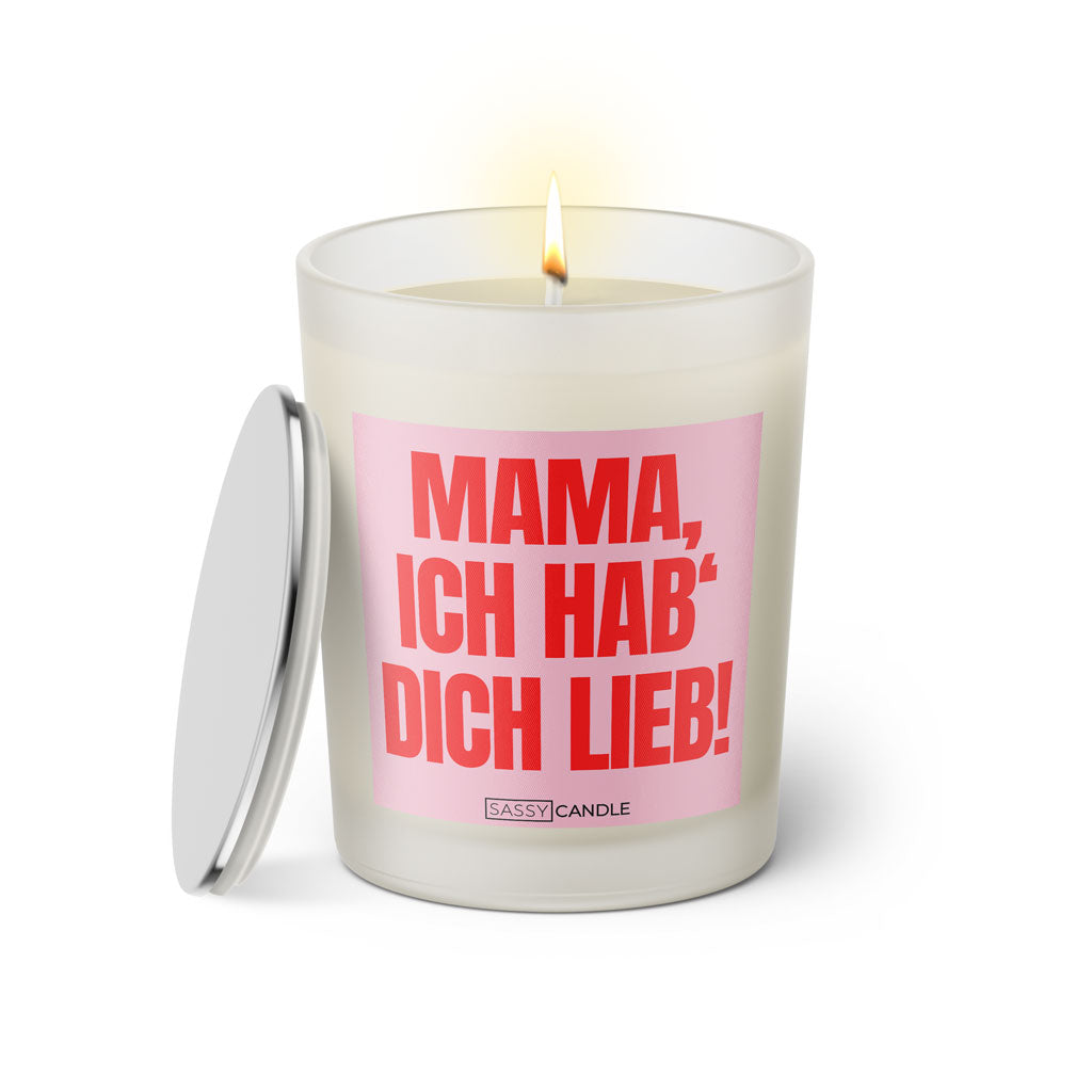Duftkerze mit witzigem Spruch: Mama, ich hab' dich lieb! Farbe rosa und pink mit silbernem Deckel von Sassy Candle.