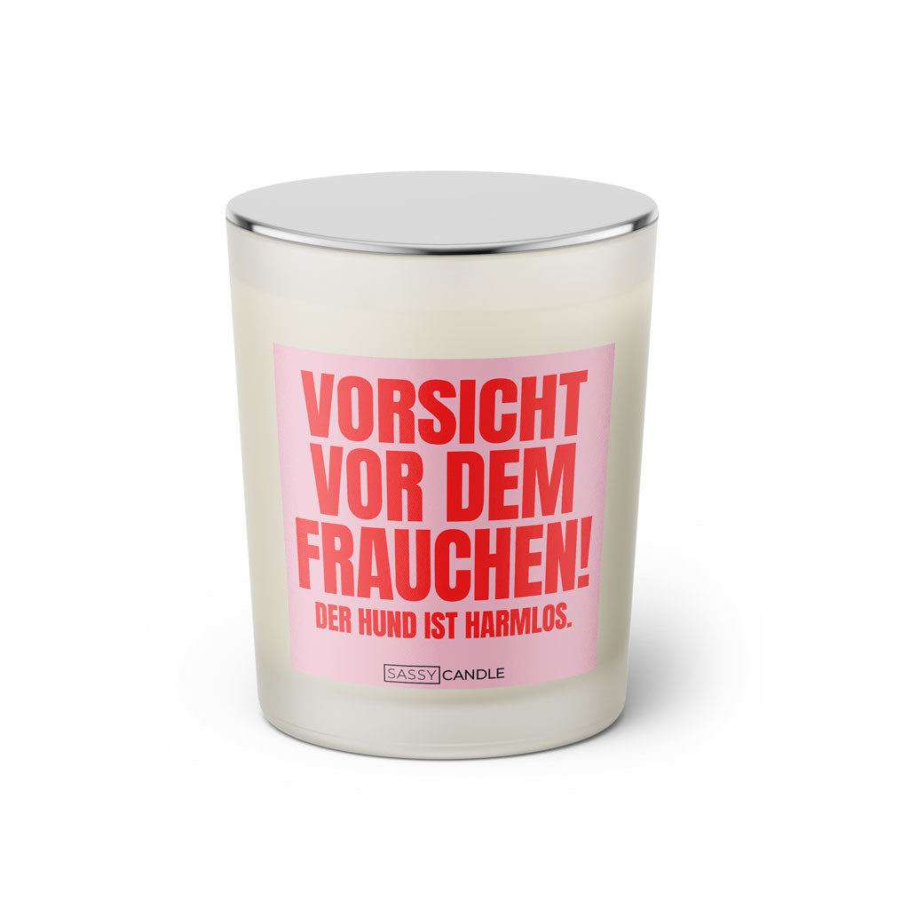 Duftkerze mit Spruch | Vorsicht vor dem Frauchen! Der Hund ist harmlos.