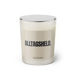 Duftkerze mit Spruch: Alltagsheld. Farbe beige und schwarz von Sassy Candle.