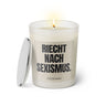 Duftkerze mit witzigen Spruch: Riecht nach Sexismus. Farbe beige und schwarz von Sassy Candle.