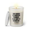 Duftkerze mit Spruch: Wir haben es noch nie probiert, also geht es sicher gut. Farbe beige und schwarz von Sassy Candle.